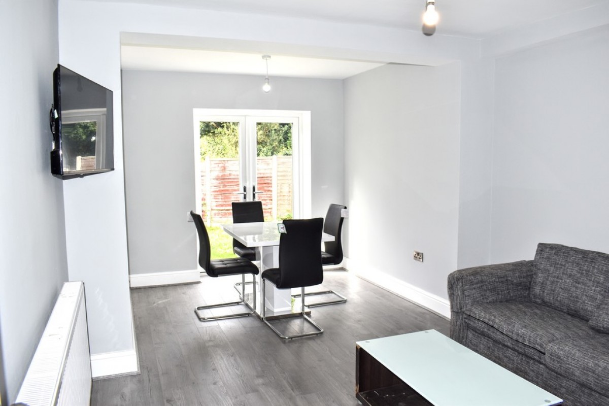 Images for Yew Tree Road, Fallowfield, Manchester EAID:b3a365785e0c608c1a78df24ce0289fd BID:1