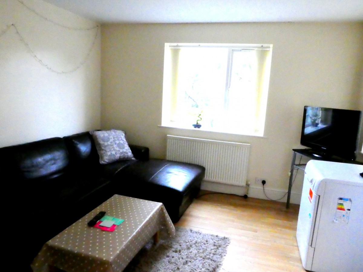 Images for Barnsfold Avenue, Fallowfield, Manchester EAID:b3a365785e0c608c1a78df24ce0289fd BID:1