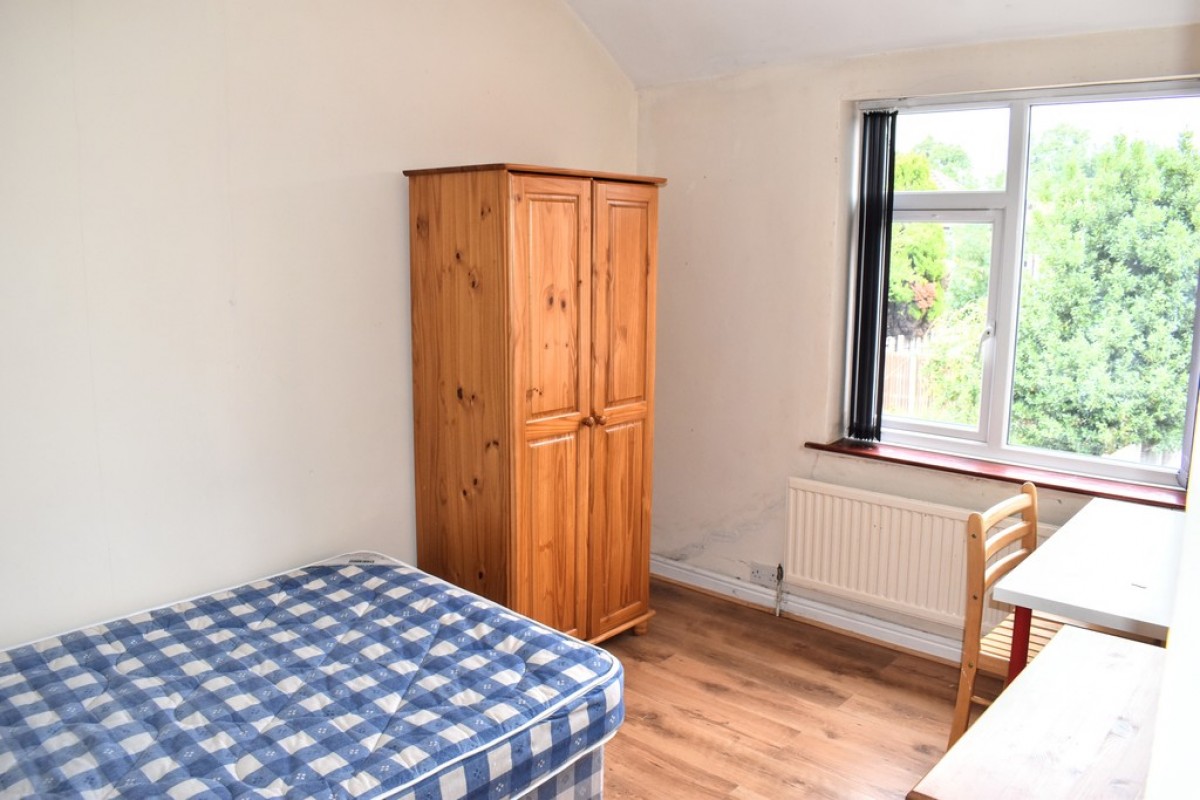 Images for Victoria Road, Fallowfield, Manchester EAID:b3a365785e0c608c1a78df24ce0289fd BID:1