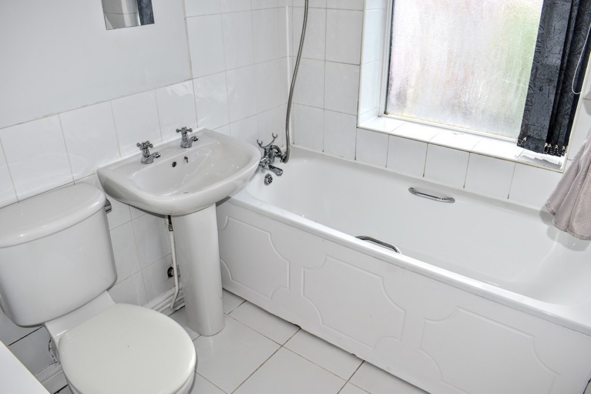 Images for Mornington Crescent, Fallowfield, Manchester EAID:b3a365785e0c608c1a78df24ce0289fd BID:1