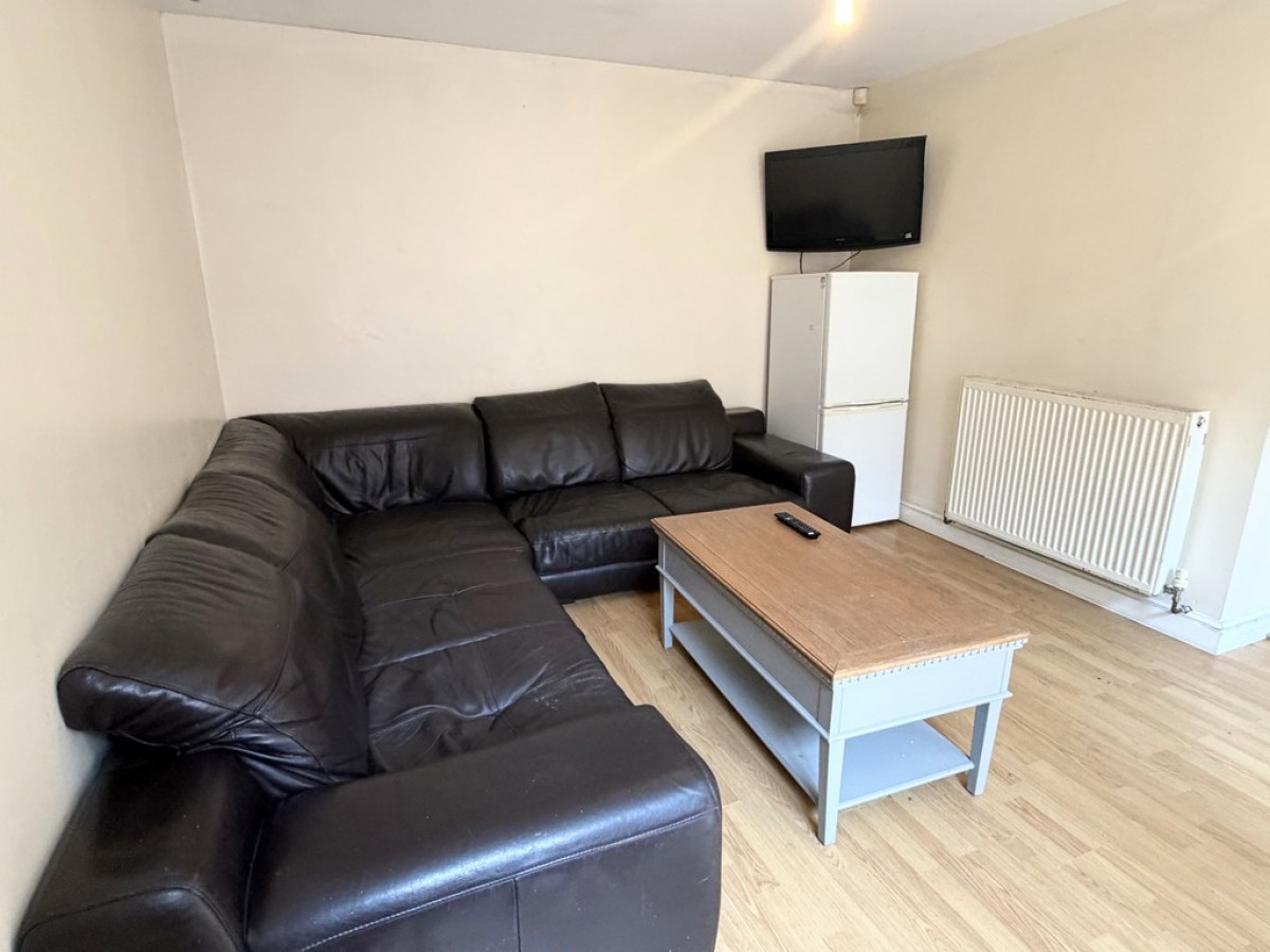 Images for Barnsfold Avenue, Fallowfield, Manchester EAID:b3a365785e0c608c1a78df24ce0289fd BID:1