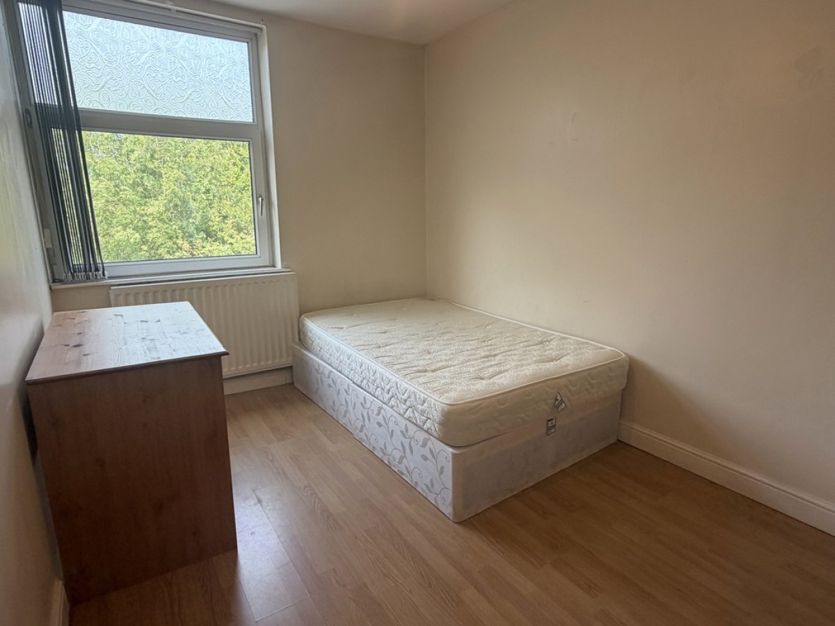 Images for Barnsfold Avenue, Fallowfield, Manchester EAID:b3a365785e0c608c1a78df24ce0289fd BID:1