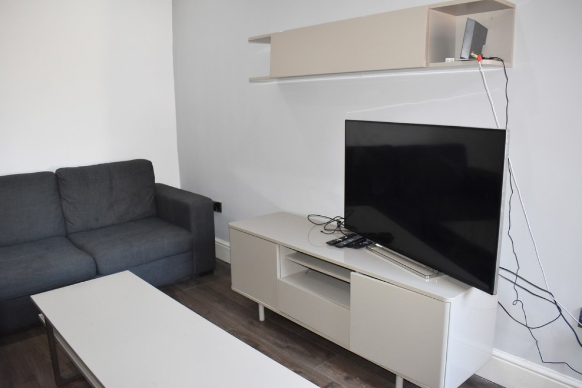 Images for Denham Street, Victoria Park, Manchester EAID:b3a365785e0c608c1a78df24ce0289fd BID:1