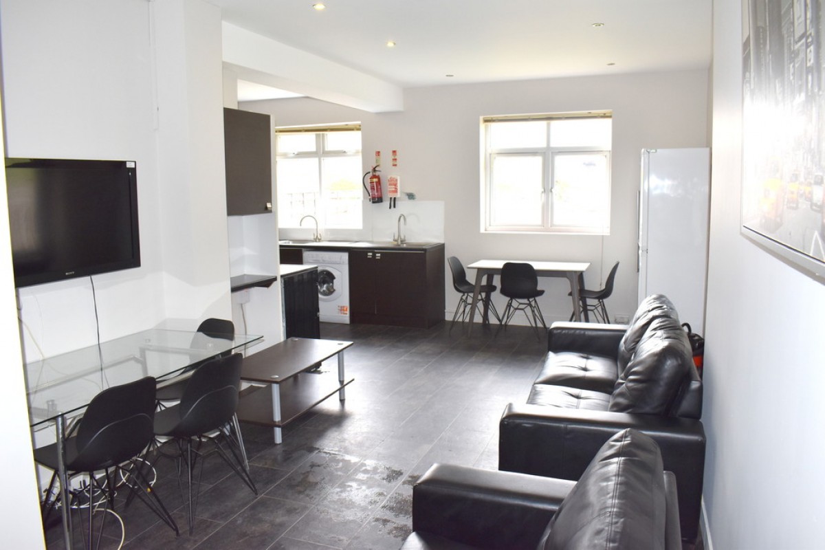 Images for Wellington Road, Fallowfield, Manchester EAID:b3a365785e0c608c1a78df24ce0289fd BID:1