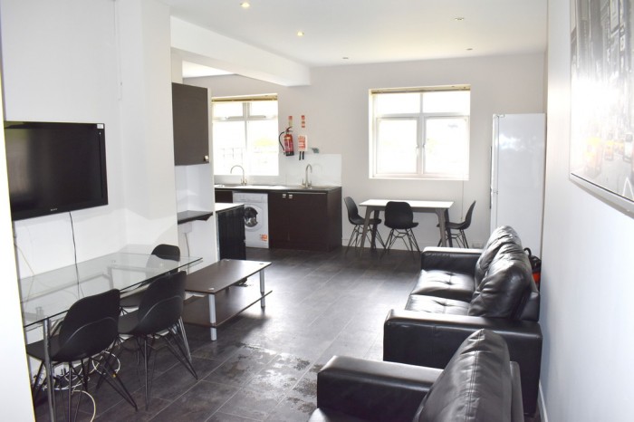 View Full Details for Wellington Road, Fallowfield, Manchester - EAID:b3a365785e0c608c1a78df24ce0289fd, BID:1