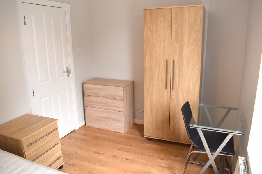 Images for Wellington Road, Fallowfield, Manchester EAID:b3a365785e0c608c1a78df24ce0289fd BID:1