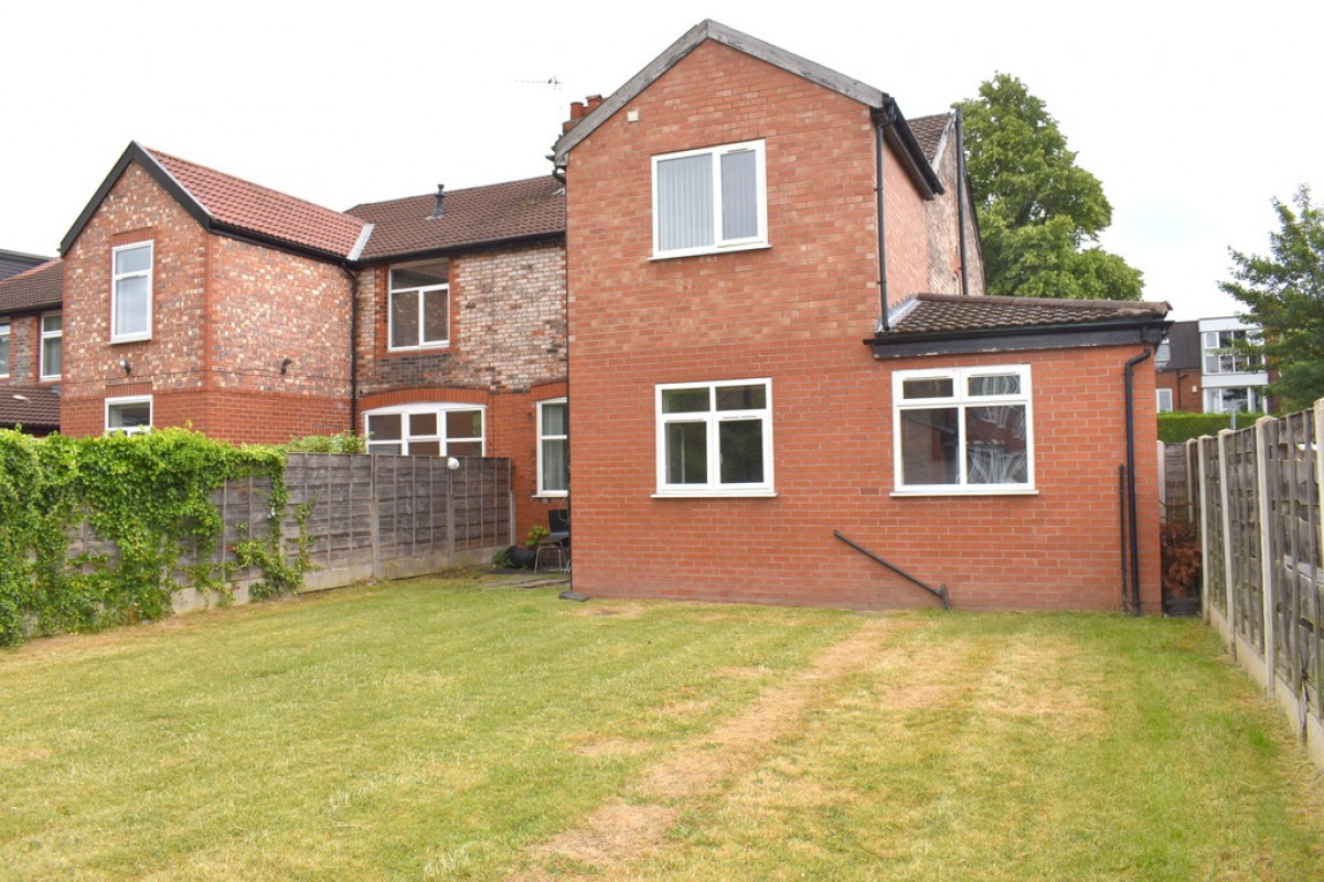 Images for Wellington Road, Fallowfield, Manchester EAID:b3a365785e0c608c1a78df24ce0289fd BID:1