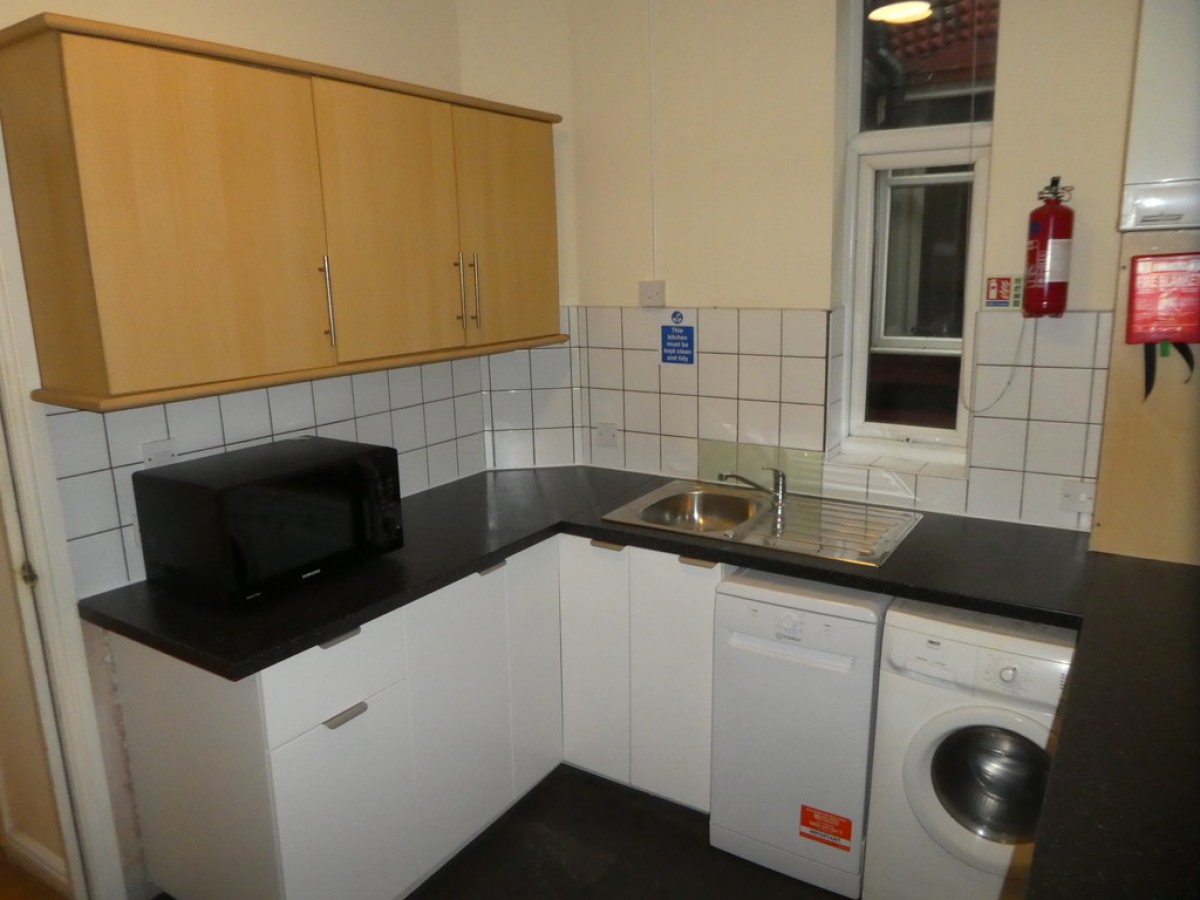 Images for Scarsdale Road, Victoria Park, Manchester EAID:b3a365785e0c608c1a78df24ce0289fd BID:1