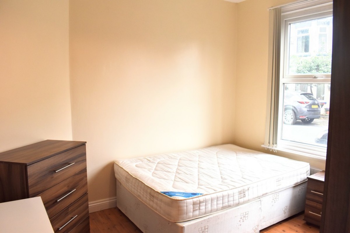 Images for Ealing Avenue, Rusholme EAID:b3a365785e0c608c1a78df24ce0289fd BID:1