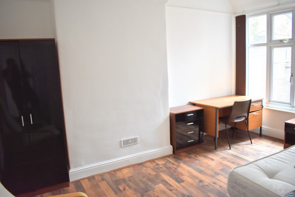 Images for Kensington Avenue, Victoria Park, Manchester EAID:b3a365785e0c608c1a78df24ce0289fd BID:1