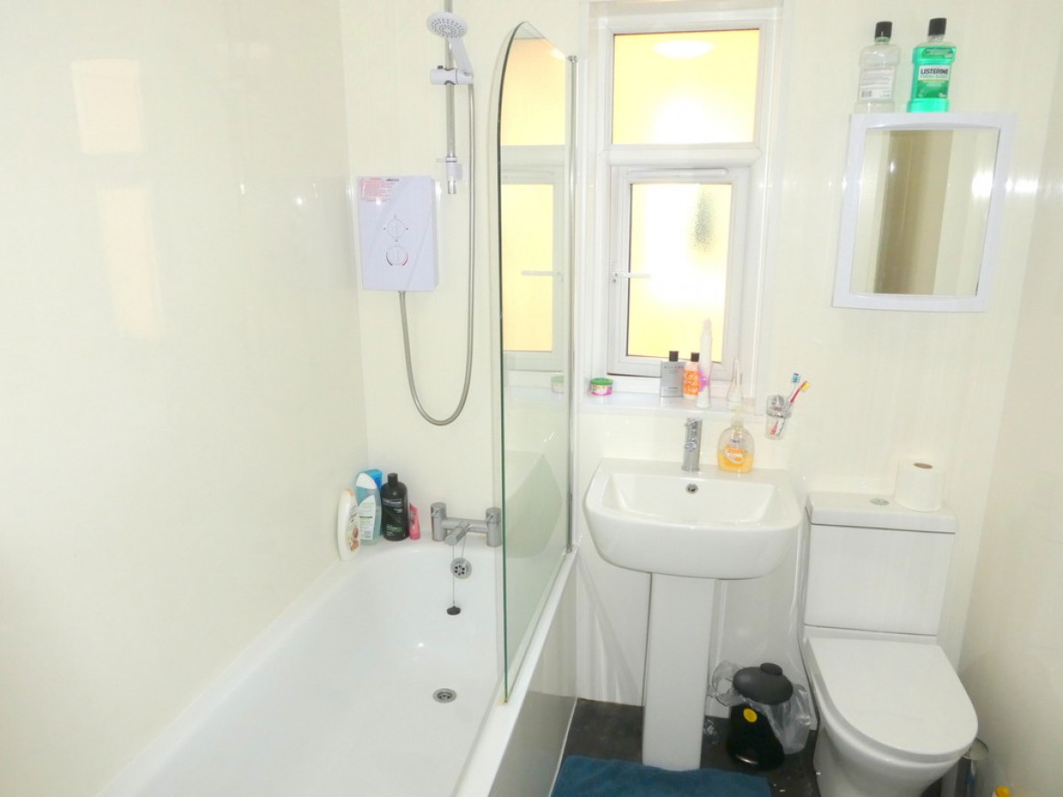 Images for Ruskin Avenue, Rusholme, Manchester EAID:b3a365785e0c608c1a78df24ce0289fd BID:1