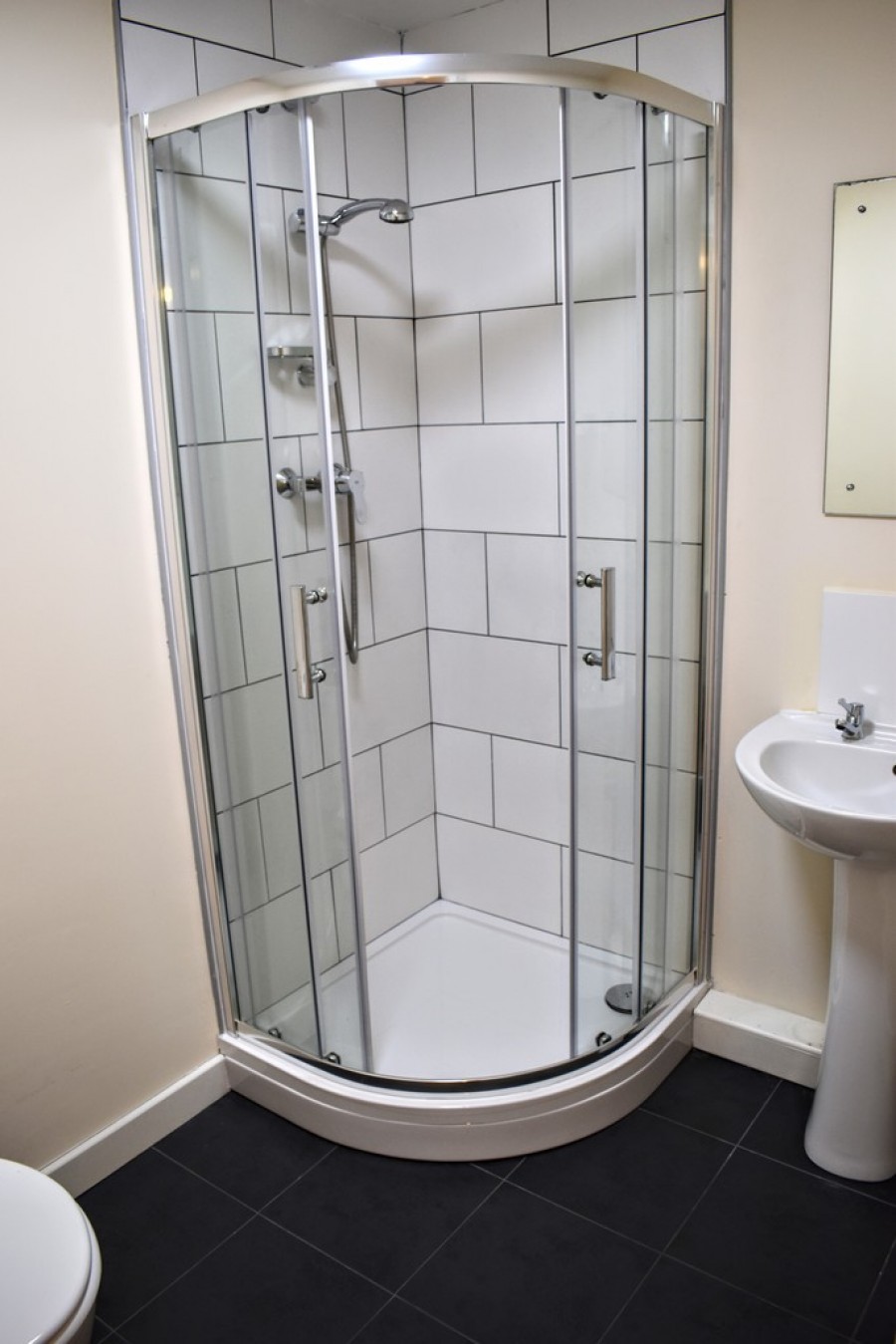 Images for Victoria Groves, Grove Village EAID:b3a365785e0c608c1a78df24ce0289fd BID:1