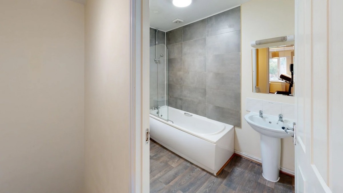 Images for Aspull Walk, Grove Village, Manchester EAID:b3a365785e0c608c1a78df24ce0289fd BID:1