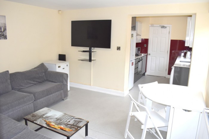 View Full Details for Mornington Crescent, Fallowfield, Manchester - EAID:b3a365785e0c608c1a78df24ce0289fd, BID:1