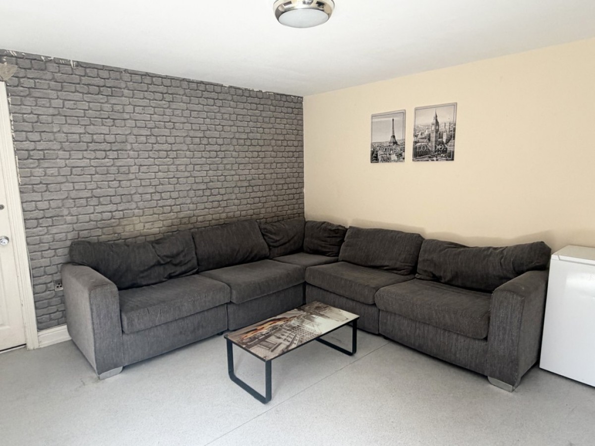 Images for Mornington Crescent, Fallowfield, Manchester EAID:b3a365785e0c608c1a78df24ce0289fd BID:1