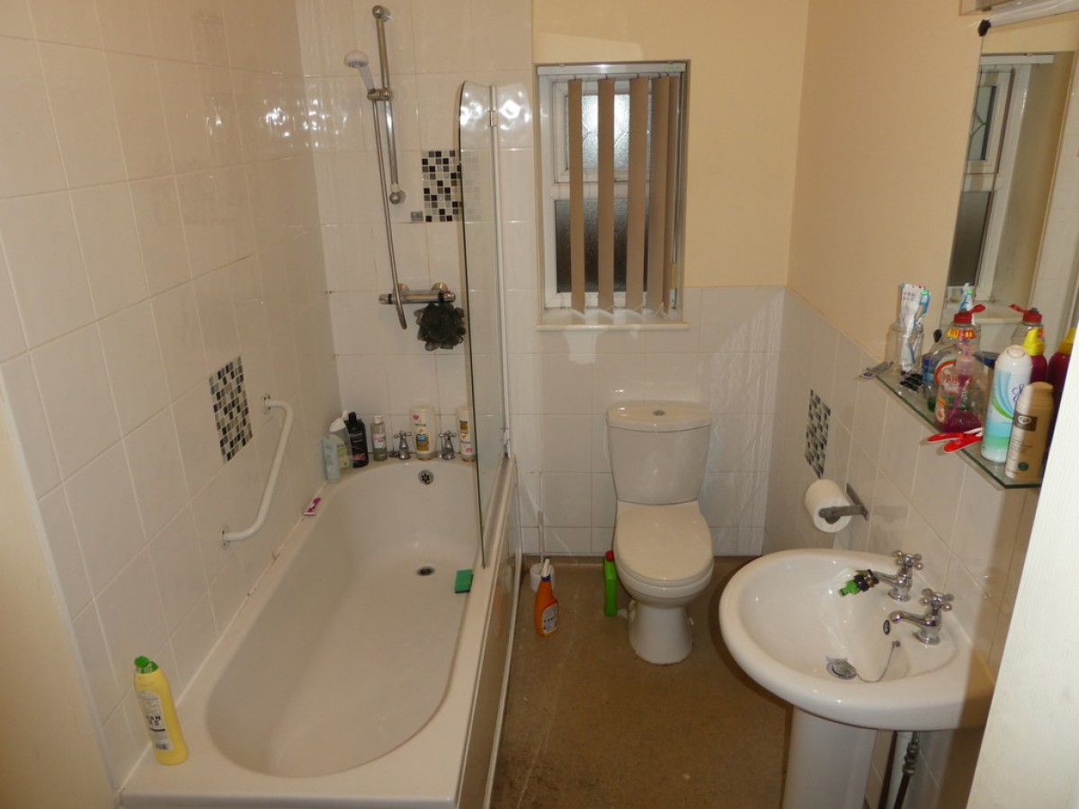 Images for Upper Kent Road, Victoria Park, Manchester EAID:b3a365785e0c608c1a78df24ce0289fd BID:1