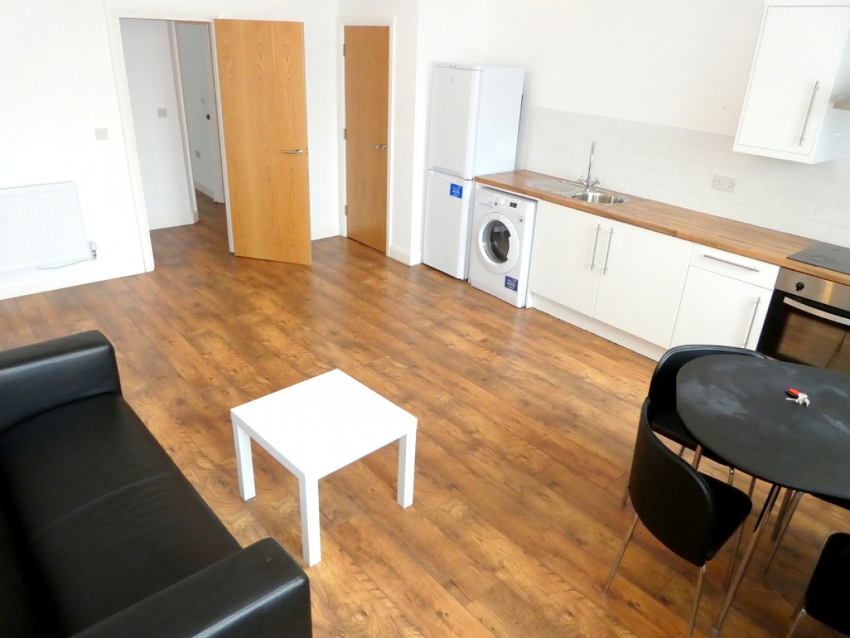Images for Wilmslow Road, Rusholme, Manchester EAID:b3a365785e0c608c1a78df24ce0289fd BID:1