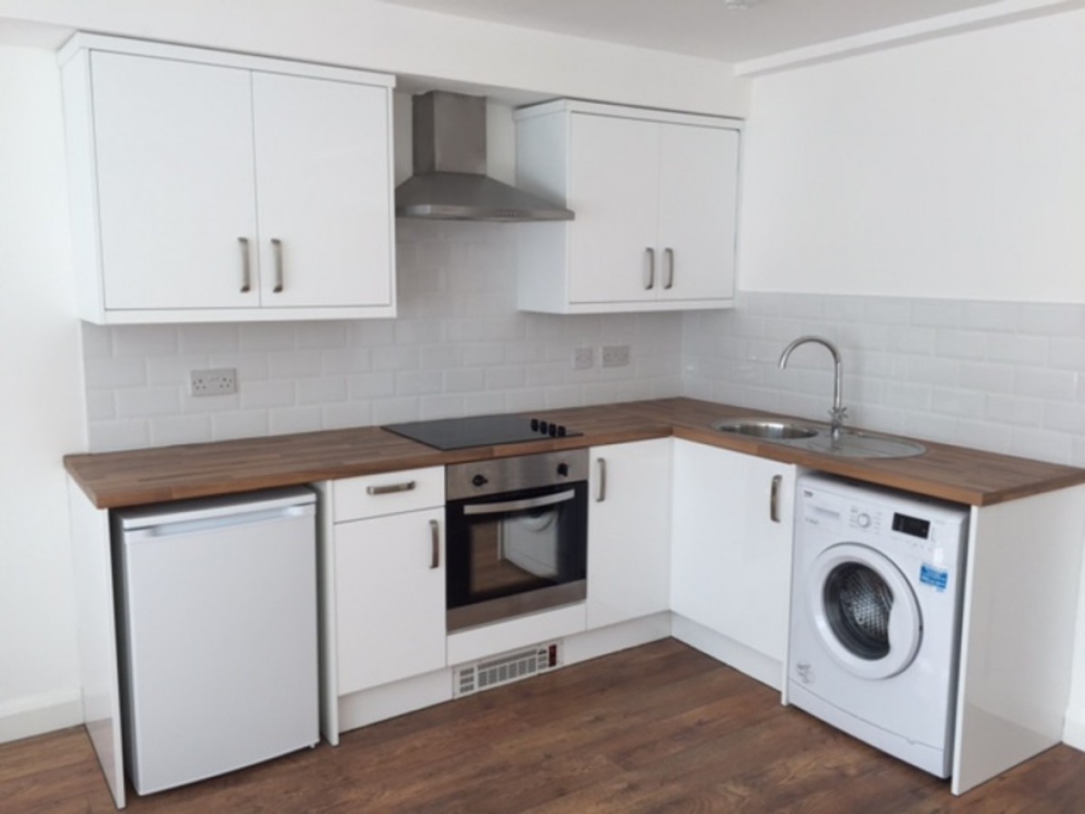 Images for Wilmslow Road, Rusholme EAID:b3a365785e0c608c1a78df24ce0289fd BID:1