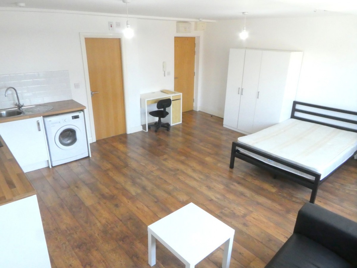 Images for Wilmslow Road, Rusholme, Manchester EAID:b3a365785e0c608c1a78df24ce0289fd BID:1