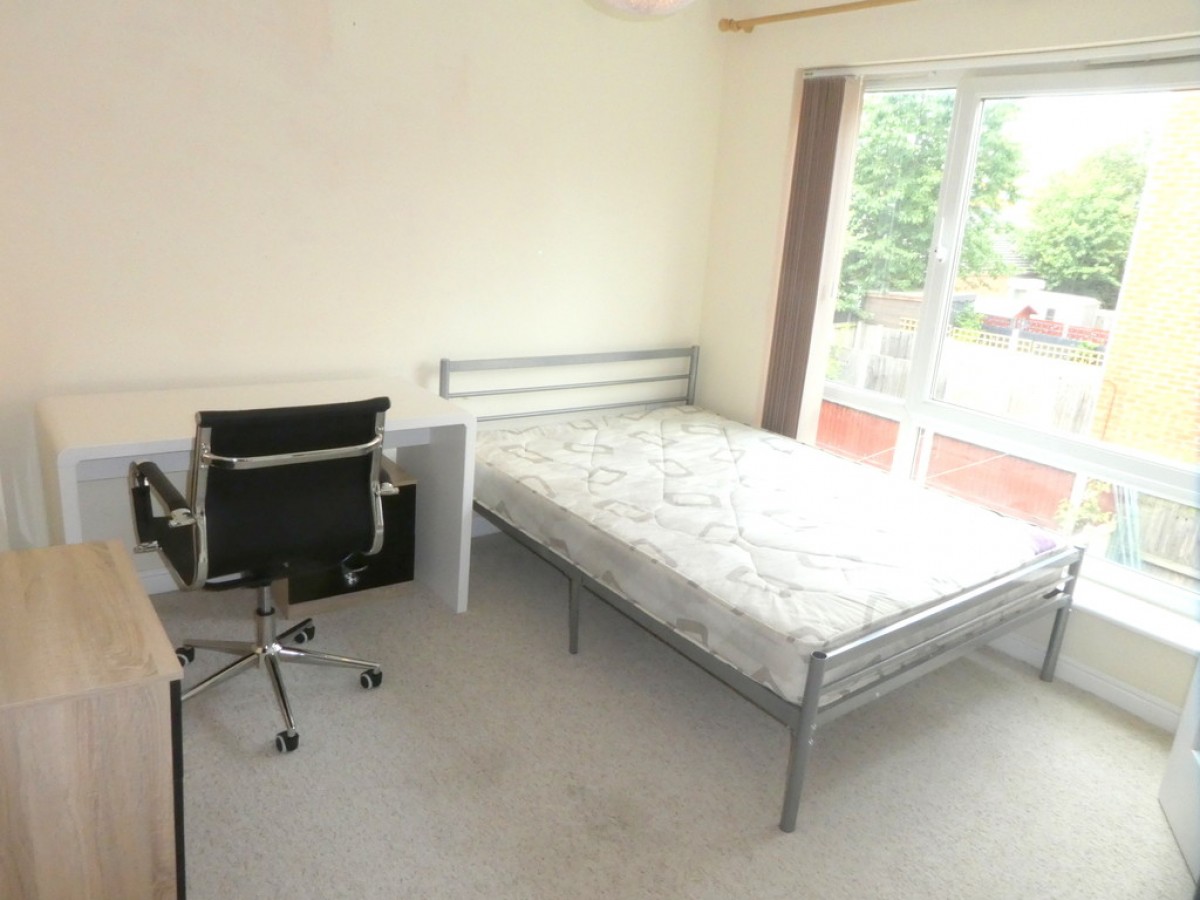 Images for Denewell Avenue, Grove Village, Manchester EAID:b3a365785e0c608c1a78df24ce0289fd BID:1