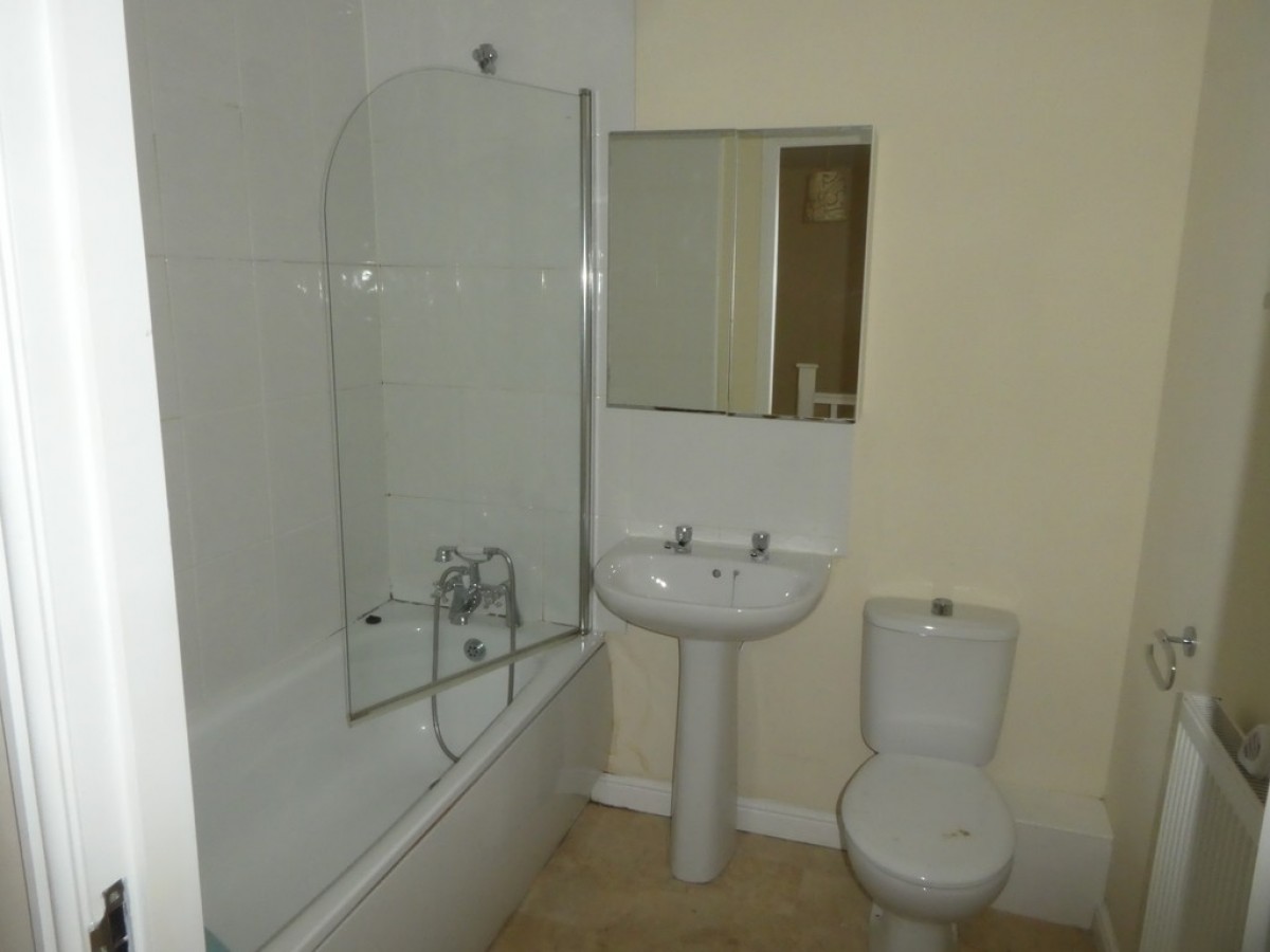 Images for Denewell Avenue, Grove Village, Manchester EAID:b3a365785e0c608c1a78df24ce0289fd BID:1