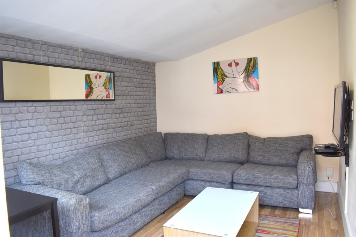 Images for Delacourt Road, Fallowfield, Manchester EAID:b3a365785e0c608c1a78df24ce0289fd BID:1