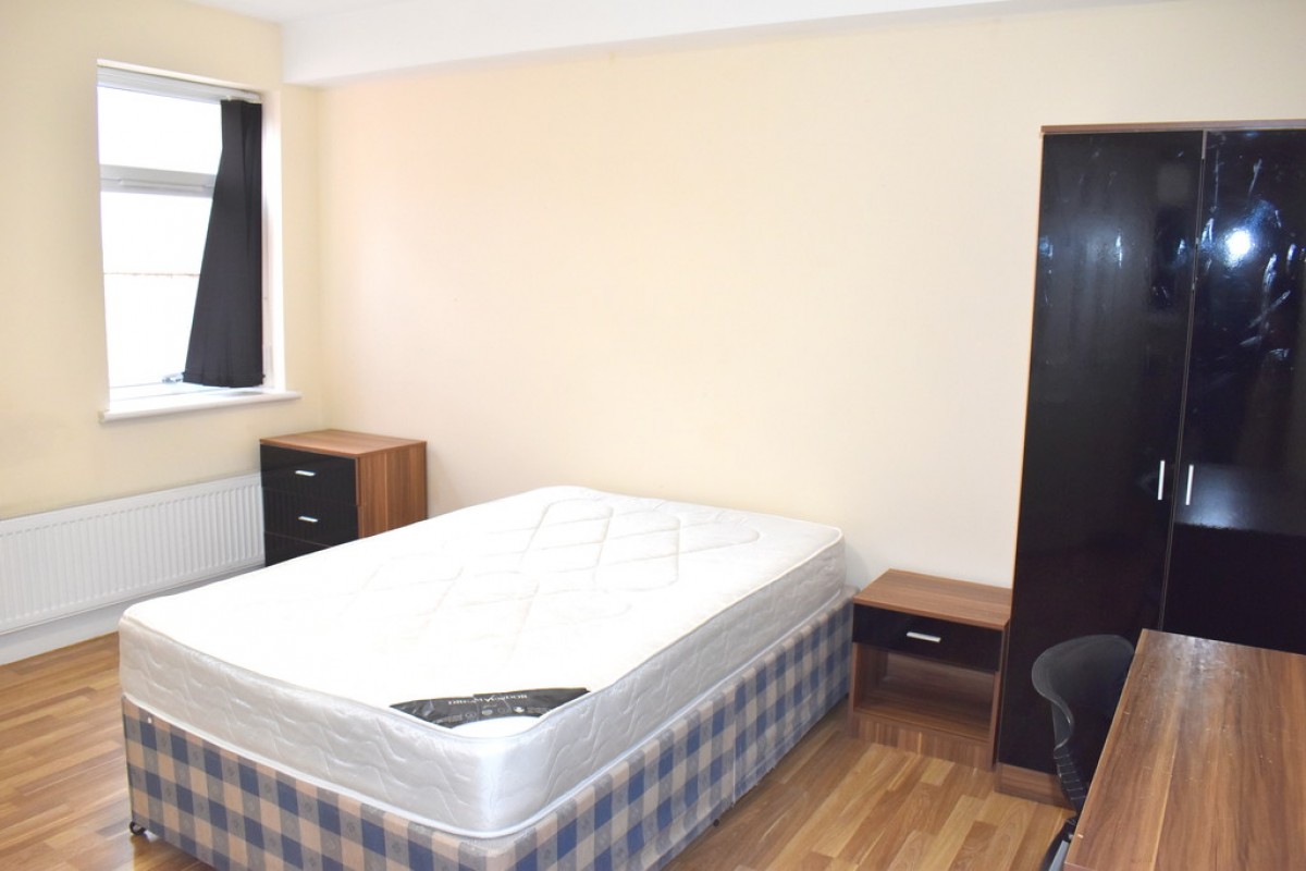 Images for Delacourt Road, Fallowfield, Manchester EAID:b3a365785e0c608c1a78df24ce0289fd BID:1