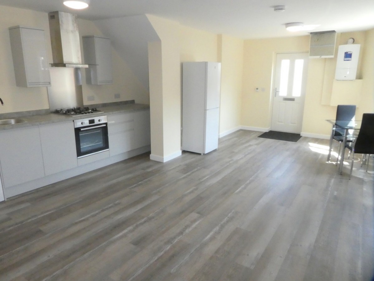 Images for Yew Tree Road, Fallowfield, Manchester EAID:b3a365785e0c608c1a78df24ce0289fd BID:1