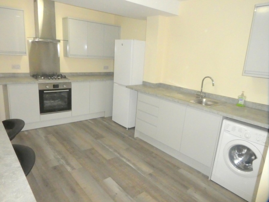 Images for Yew Tree Road, Fallowfield, Manchester EAID:b3a365785e0c608c1a78df24ce0289fd BID:1