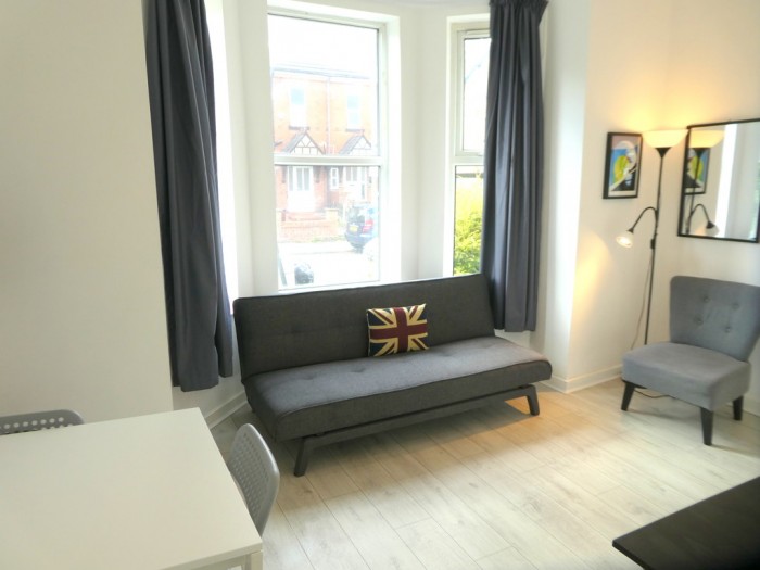 View Full Details for Everett Road, Didsbury, Manchester - EAID:b3a365785e0c608c1a78df24ce0289fd, BID:1