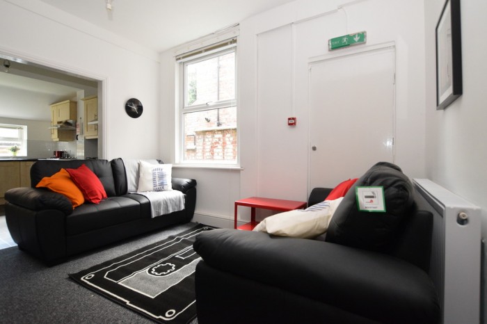 View Full Details for Latchmere Road, Fallowfield, Manchester - EAID:b3a365785e0c608c1a78df24ce0289fd, BID:1