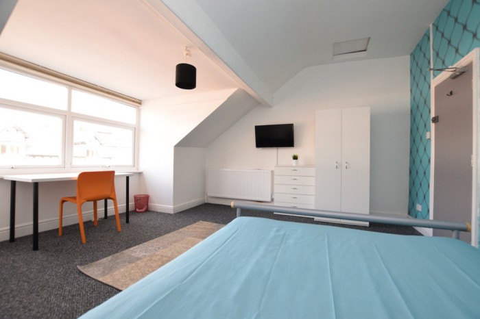 View Full Details for Latchmere Road, Fallowfield, Manchester - EAID:b3a365785e0c608c1a78df24ce0289fd, BID:1