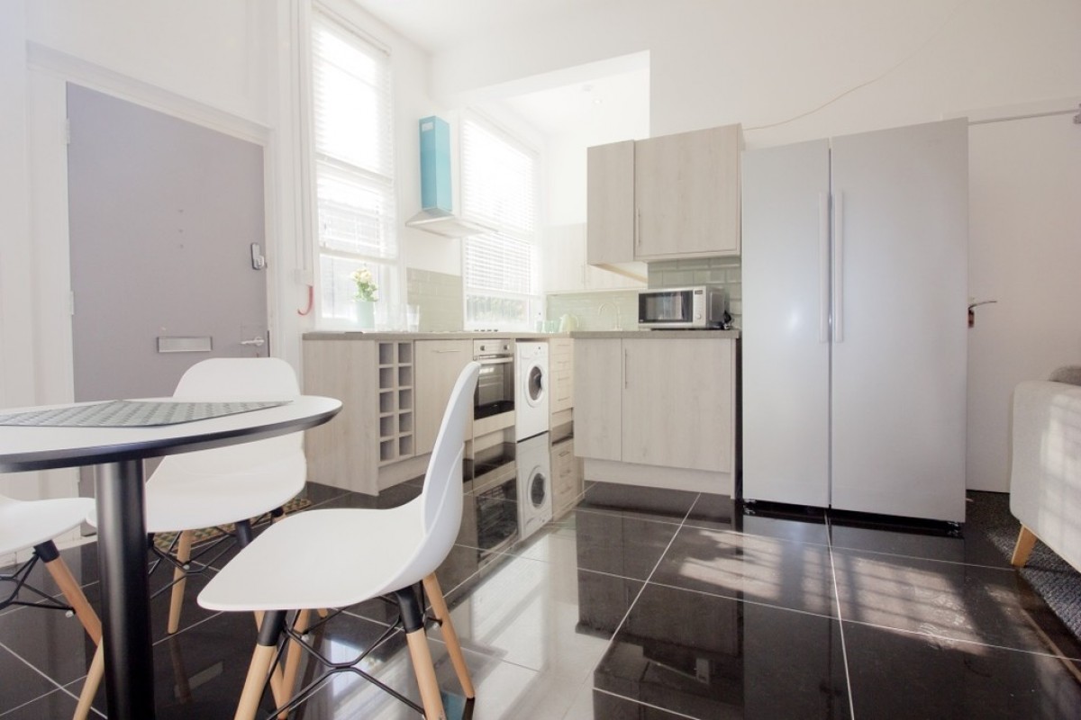 Images for Broad Street, Salford EAID:b3a365785e0c608c1a78df24ce0289fd BID:1