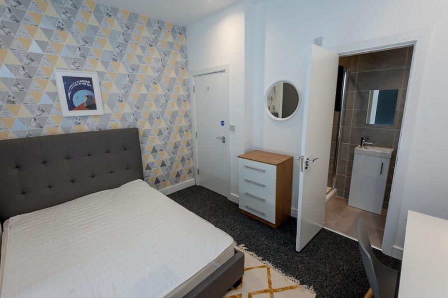 Images for Broad Street, Salford EAID:b3a365785e0c608c1a78df24ce0289fd BID:1