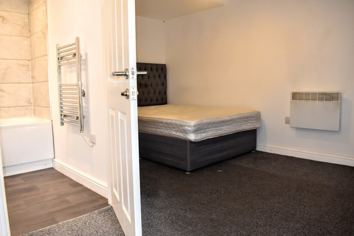 Images for Carill Drive, Fallowfield, Manchester EAID:b3a365785e0c608c1a78df24ce0289fd BID:1