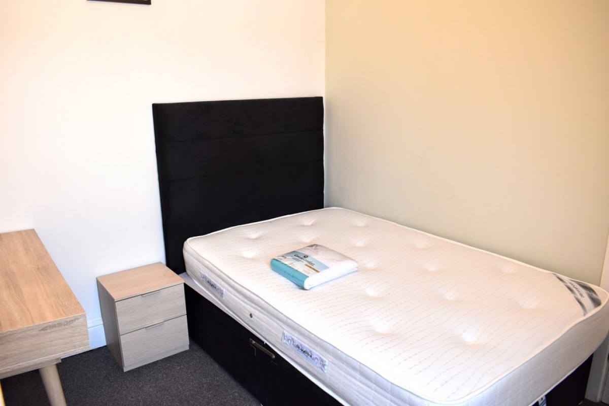 Images for Milnthorpe Street, Salford EAID:b3a365785e0c608c1a78df24ce0289fd BID:1