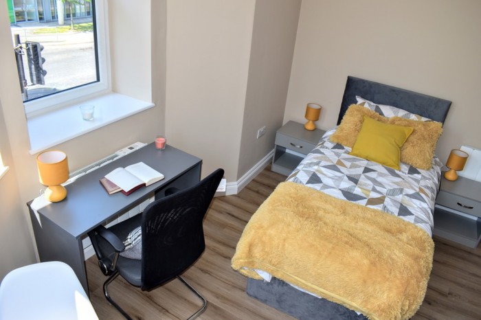 View Full Details for Upper Brook Street, Manchester - EAID:b3a365785e0c608c1a78df24ce0289fd, BID:1