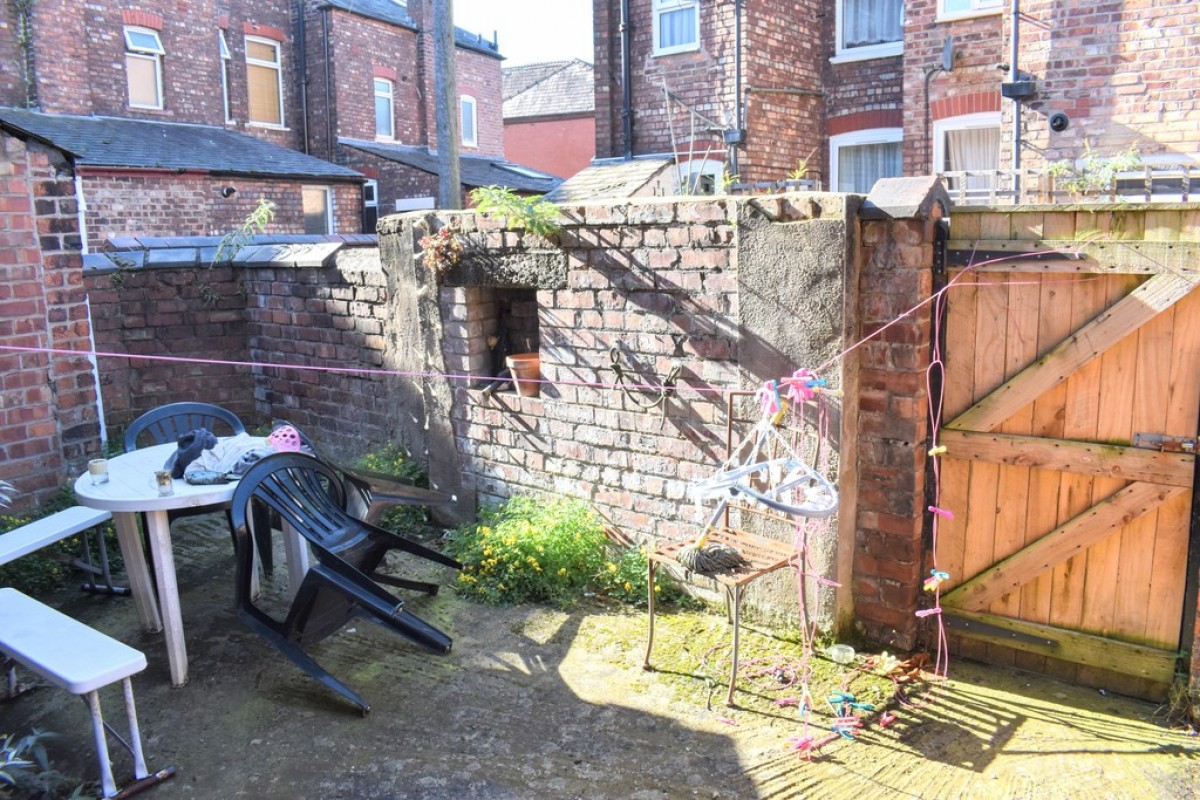 Images for Redruth, Rusholme, Manchester EAID:b3a365785e0c608c1a78df24ce0289fd BID:1