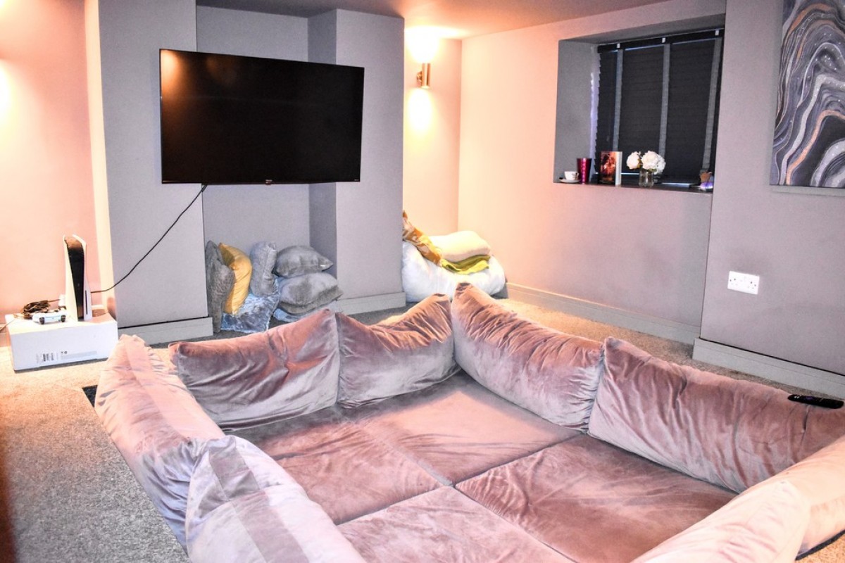 Images for Broadhurst Street, Stockport EAID:b3a365785e0c608c1a78df24ce0289fd BID:1