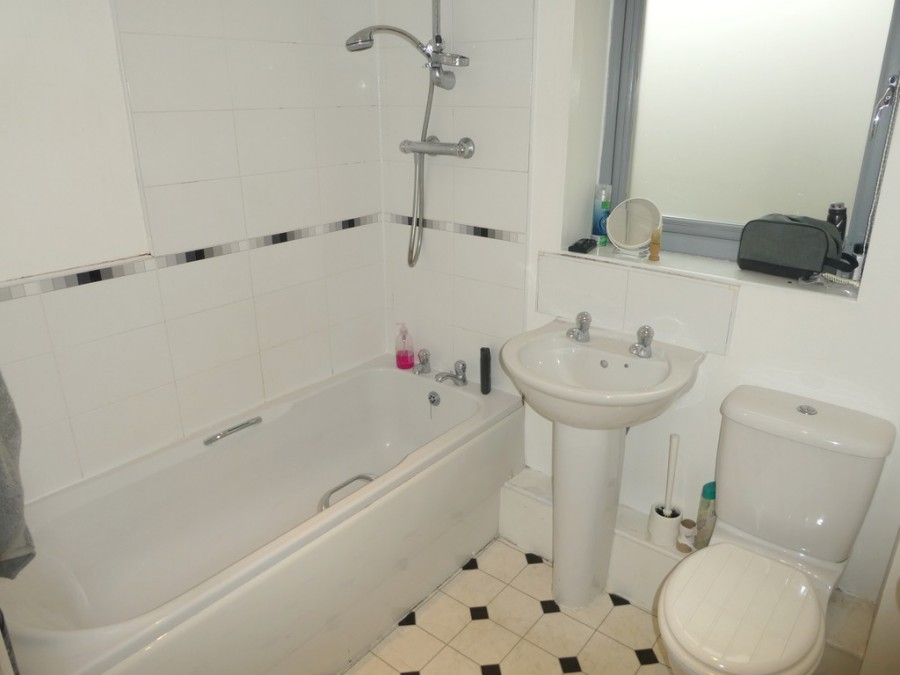 Images for Falconwood Way, Manchester EAID:b3a365785e0c608c1a78df24ce0289fd BID:1