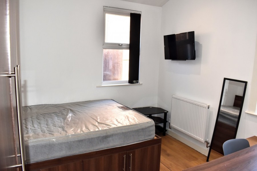 Images for Platt Lane, Rusholme , Manchester EAID:b3a365785e0c608c1a78df24ce0289fd BID:1