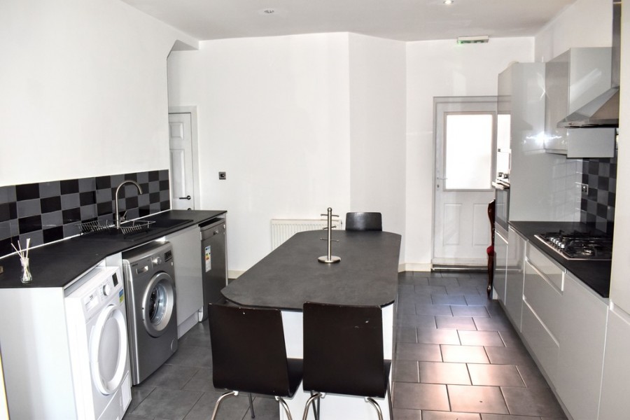 Images for Platt Lane, Rusholme , Manchester EAID:b3a365785e0c608c1a78df24ce0289fd BID:1