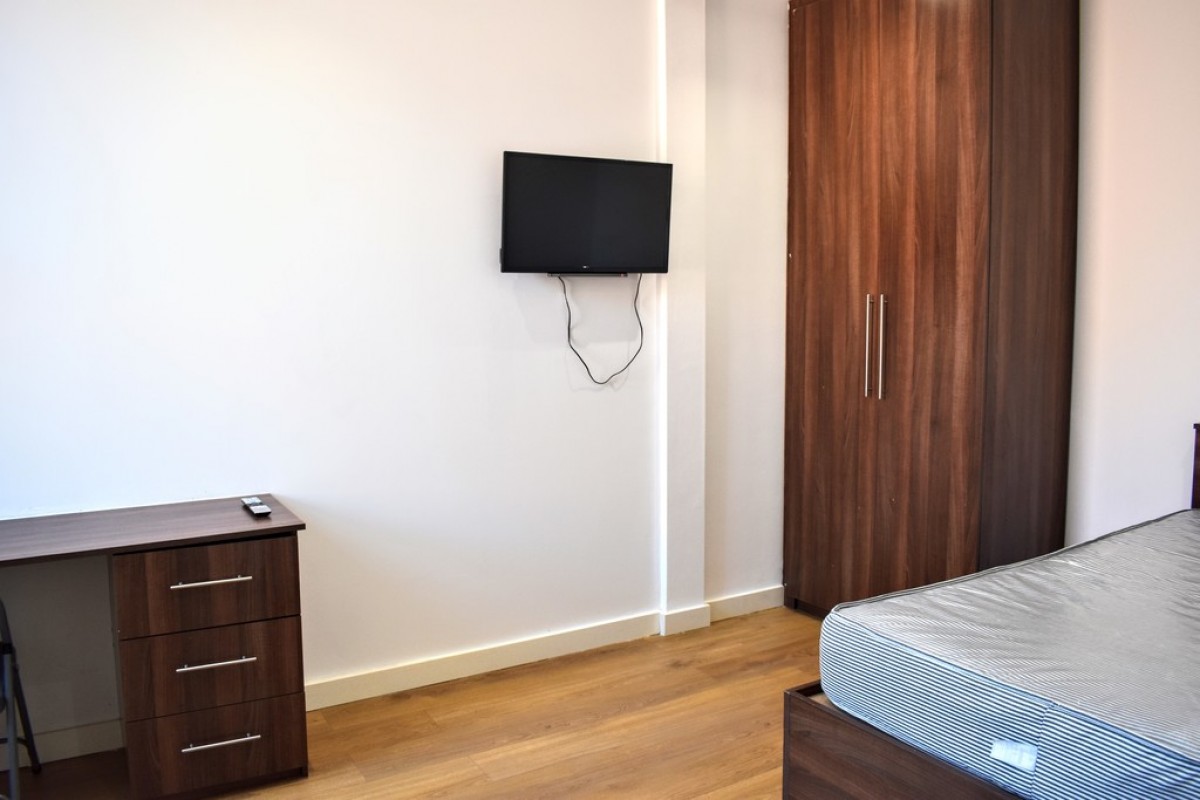 Images for Platt Lane, Rusholme , Manchester EAID:b3a365785e0c608c1a78df24ce0289fd BID:1