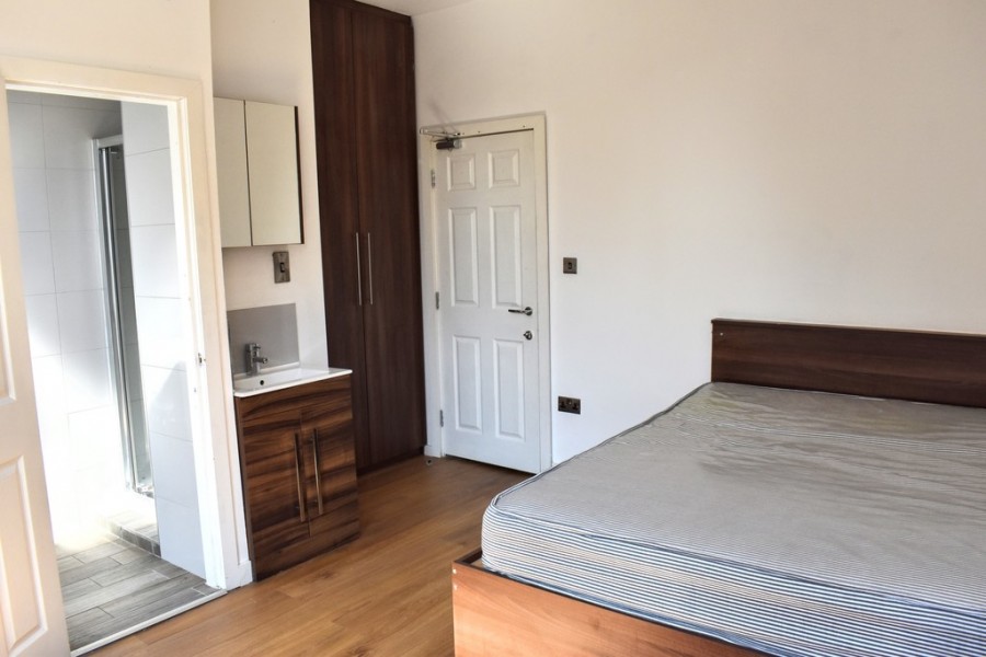 Images for Platt Lane, Rusholme , Manchester EAID:b3a365785e0c608c1a78df24ce0289fd BID:1