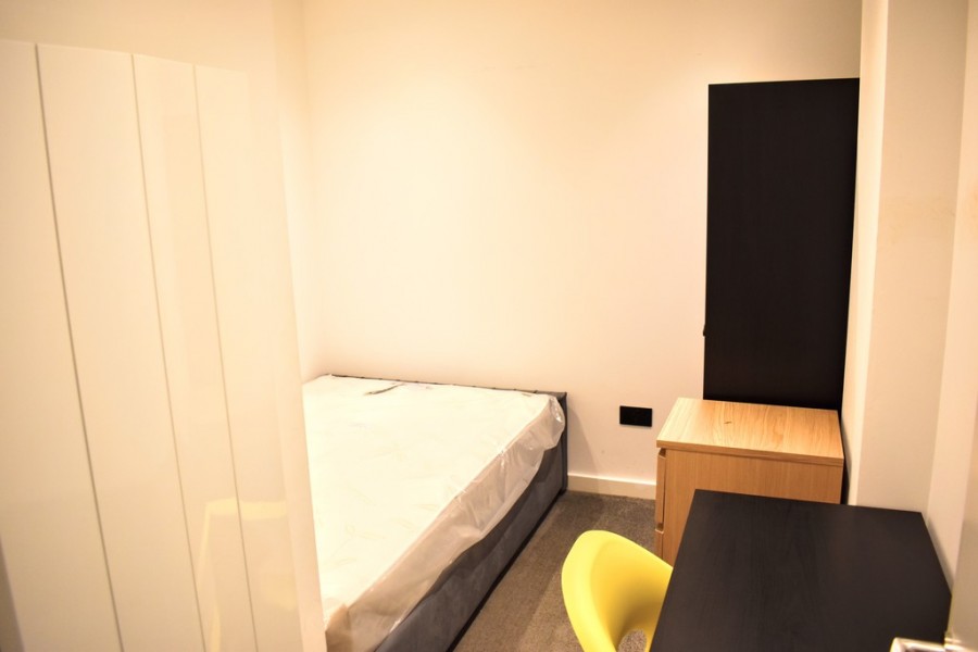Images for George Street, Manchester EAID:b3a365785e0c608c1a78df24ce0289fd BID:1