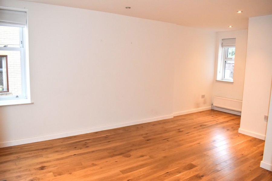 Images for Edge Lane, Chorlton, Manchester EAID:b3a365785e0c608c1a78df24ce0289fd BID:1