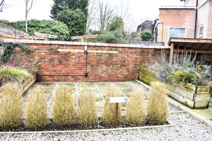 Images for Edge Lane, Chorlton, Manchester EAID:b3a365785e0c608c1a78df24ce0289fd BID:1