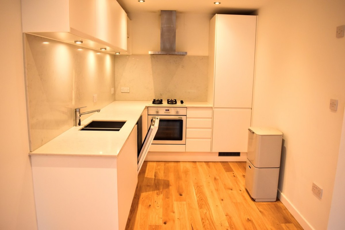 Images for Edge Lane, Chorlton, Manchester EAID:b3a365785e0c608c1a78df24ce0289fd BID:1
