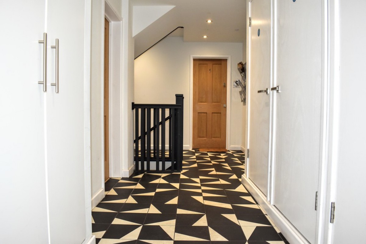 Images for Edge Lane, Chorlton, Manchester EAID:b3a365785e0c608c1a78df24ce0289fd BID:1