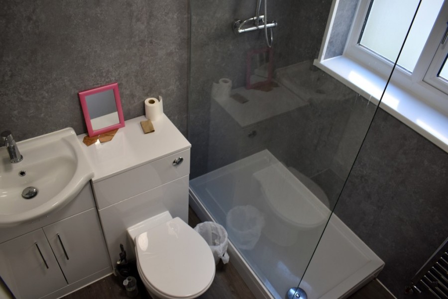 Images for Wakefield Road, Stalybridge EAID:b3a365785e0c608c1a78df24ce0289fd BID:1